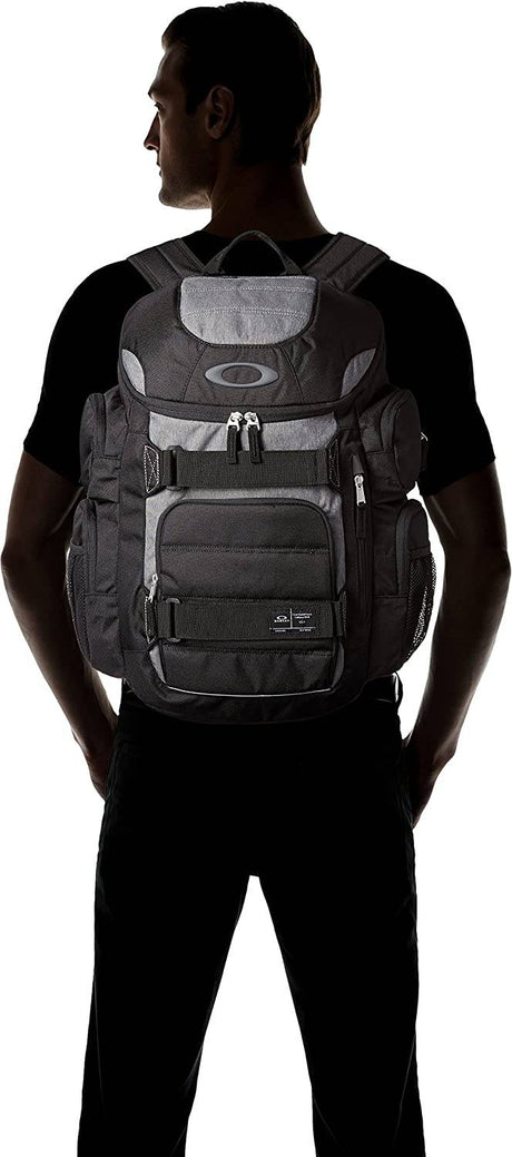 Oakley - Enduro 2.0 30L Mochila para hombre.